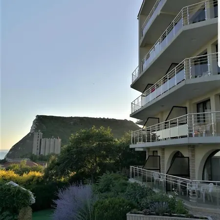 Hotel Family Venera 3*